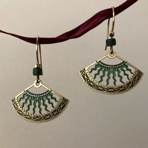 Fan earrings